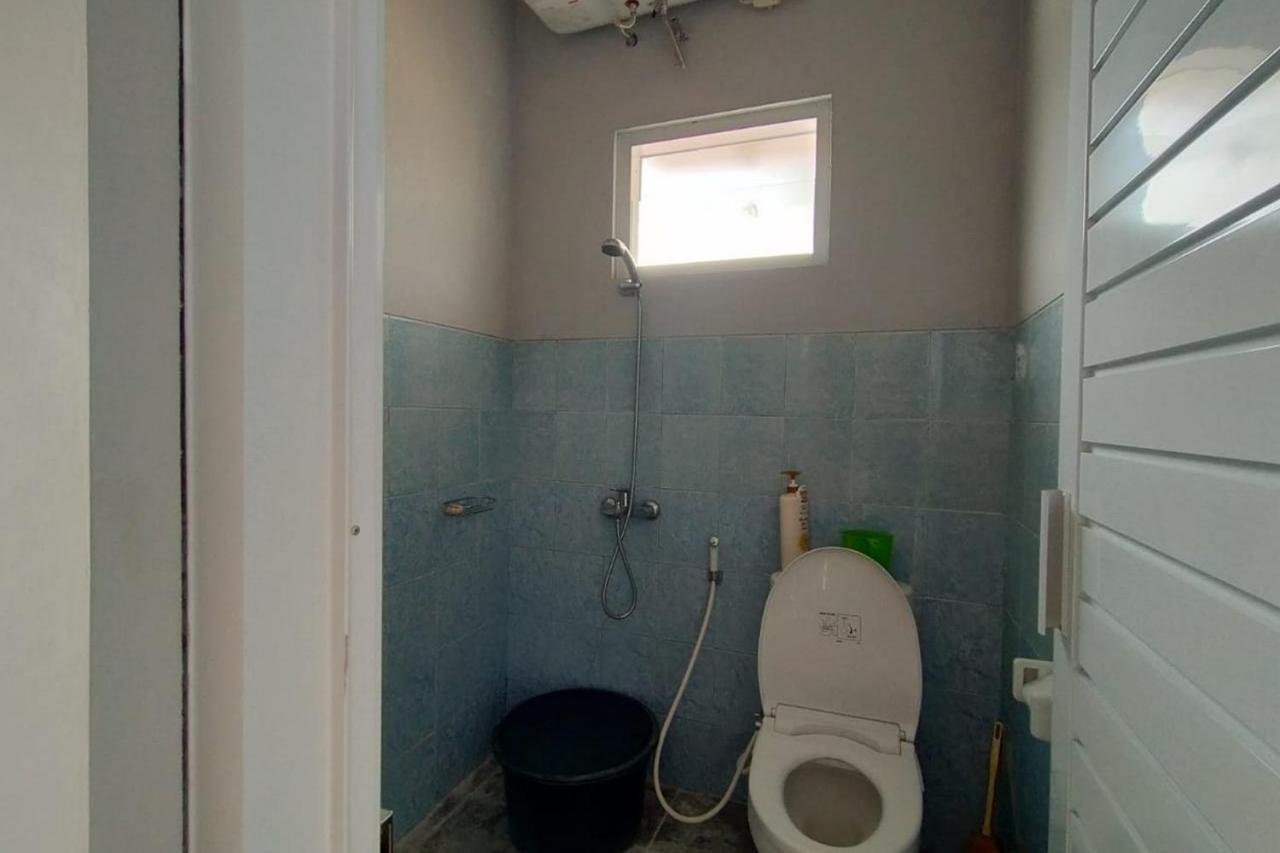 Villa Batu Tua Puncak Mitra Reddoorz Богор Екстериор снимка