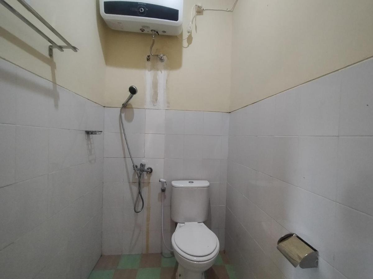 Villa Batu Tua Puncak Mitra Reddoorz Богор Екстериор снимка